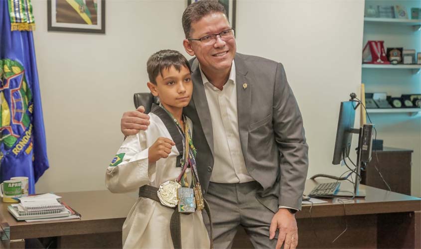 Medalhistas de Taekwondo agradecem apoio do governador Marcos Rocha na Copa do Brasil