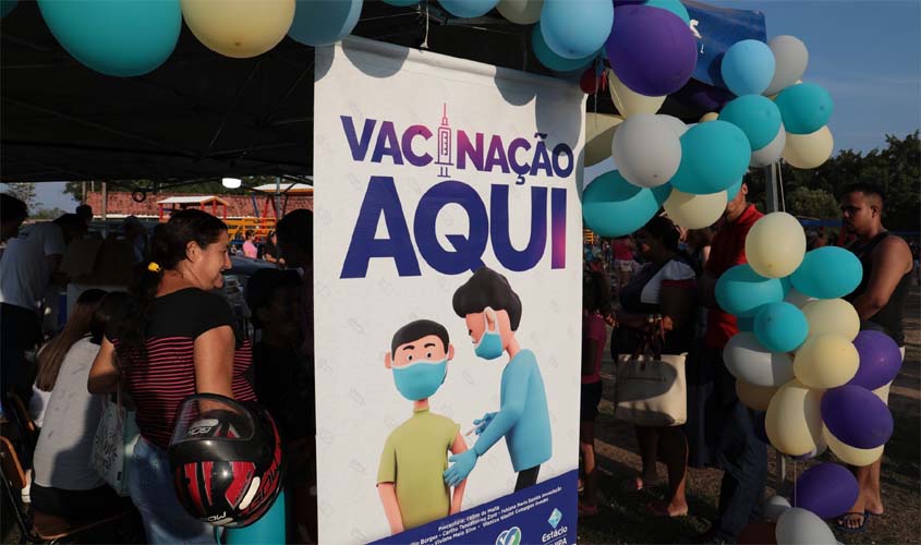 Vacinação contra a Covid em crianças acima de 6 meses será realizada às quintas