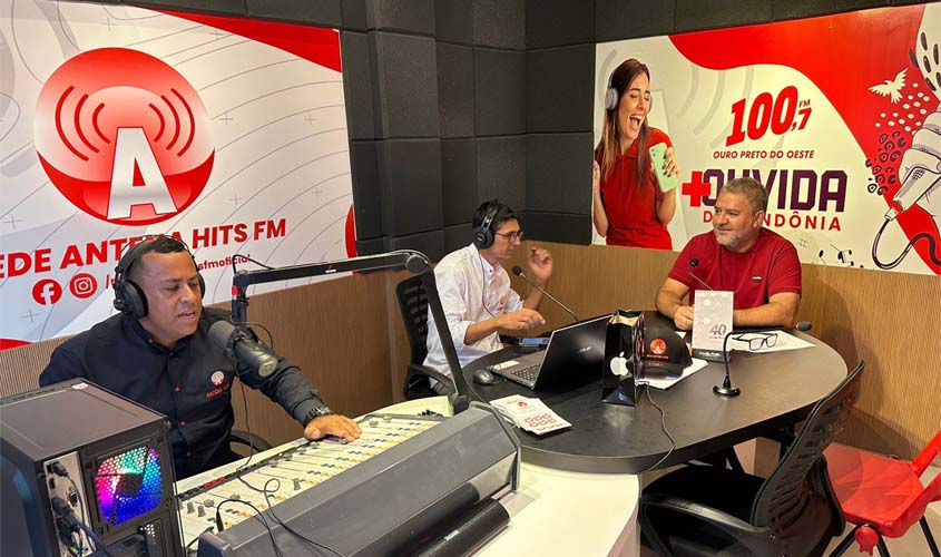 Vereador Everaldo Fogaça participa da inauguração da Rádio Antena Hits em Ouro Preto do Oeste