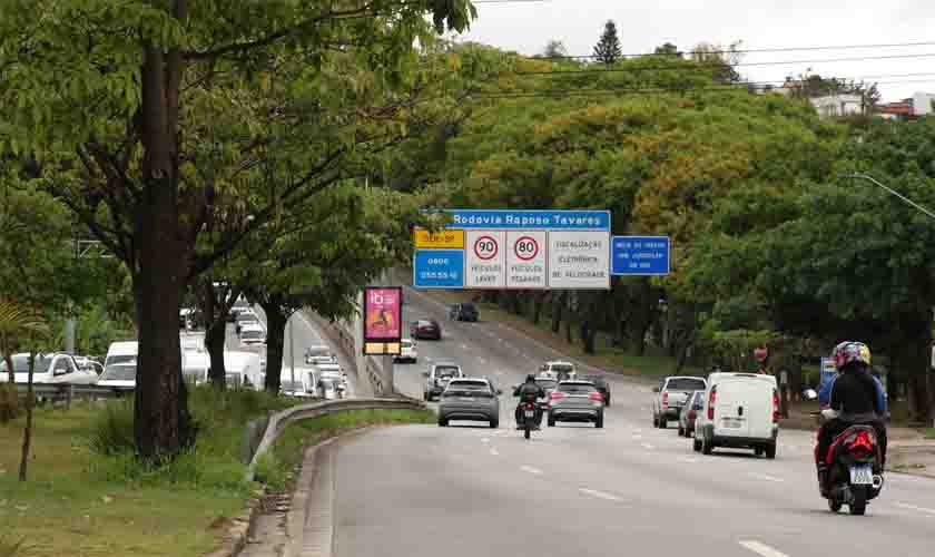 Sancionada com vetos lei que pune quem incentiva violência no trânsito