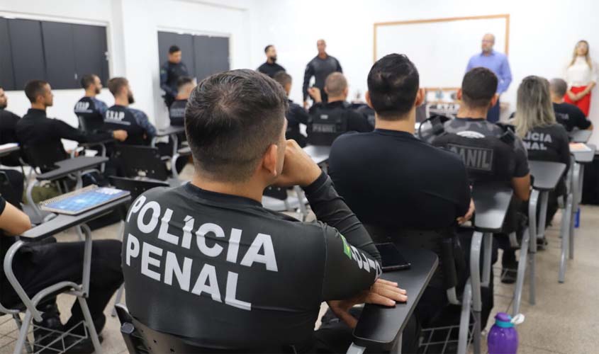 Sejus promove Curso Sobrevivência Jurídica e Administrativa para policiais penais, em Porto Velho