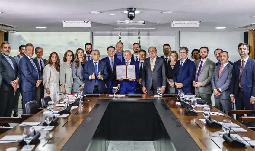 Lula sanciona Lei Antifacção e destaca prisão de líderes do crime