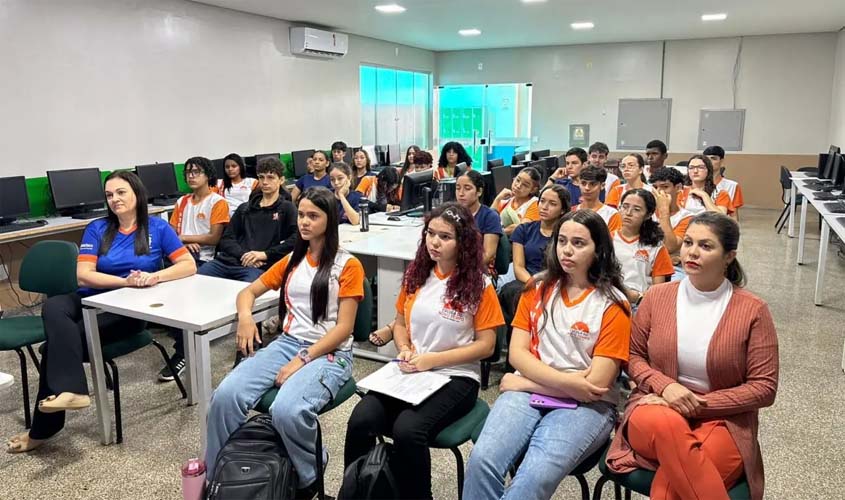 Caderno orientador amplia participação estudantil em RO