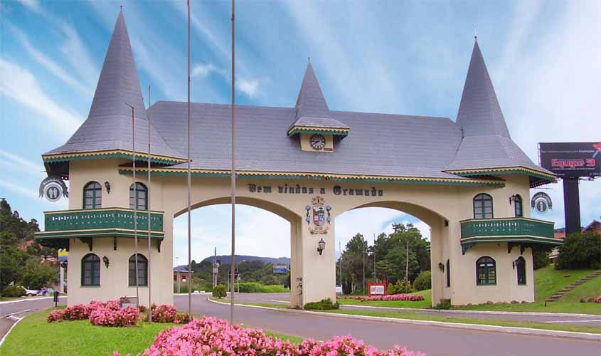 Bacurau, vencedor do Prêmio do Júri de Cannes, fará a abertura do Festival de Cinema de Gramado