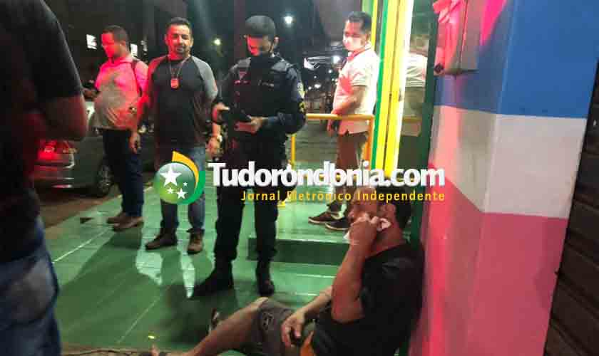 Usuário de drogas ataca sapateiro com facada no rosto no centro da capital