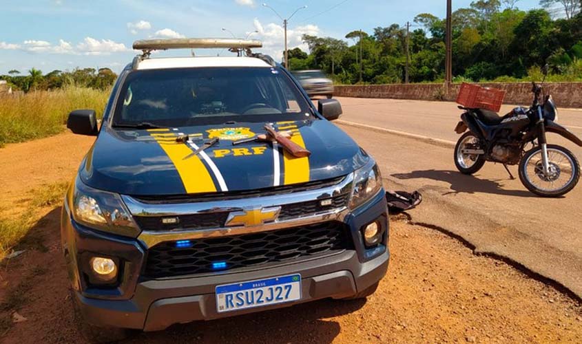 Em Porto Velho/RO, PRF apreende espingarda e munições