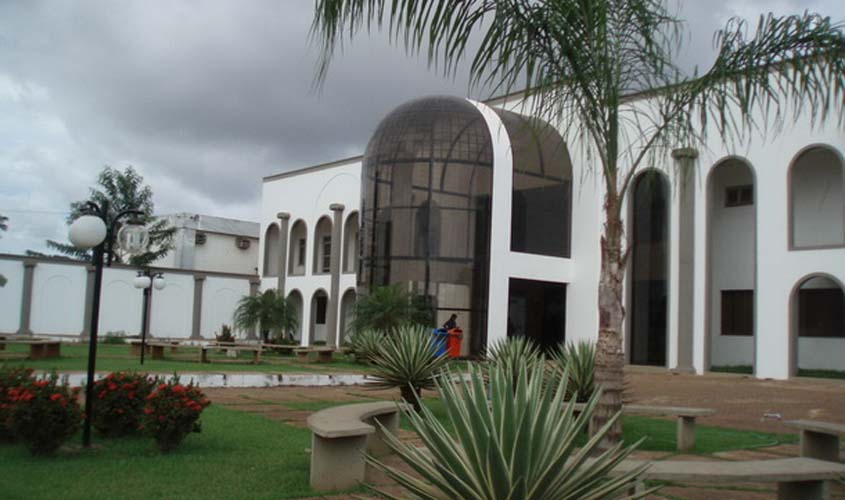 Faculdades em Rondônia selecionam alunos indígenas para graduações com bolsas integrais