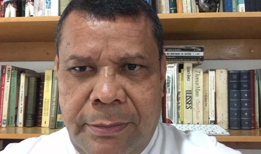 Oppenheimer: Um clássico do cinema que retrata a complexidade da ciência e da política