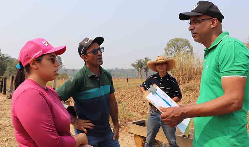 Produtores de Leite recebem capacitação para utilização de subprodutos da mandioca