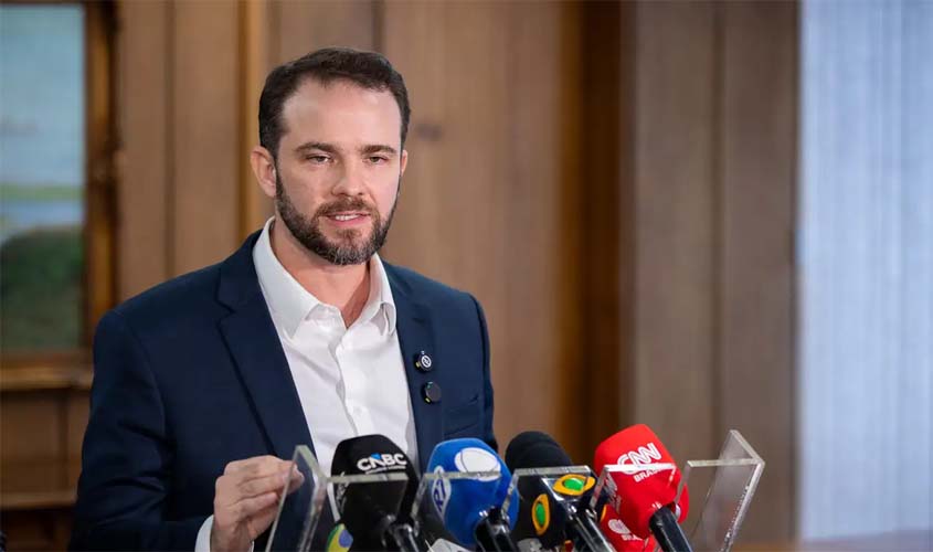 Salário mínimo pode chegar a R$ 1.741 em 2027