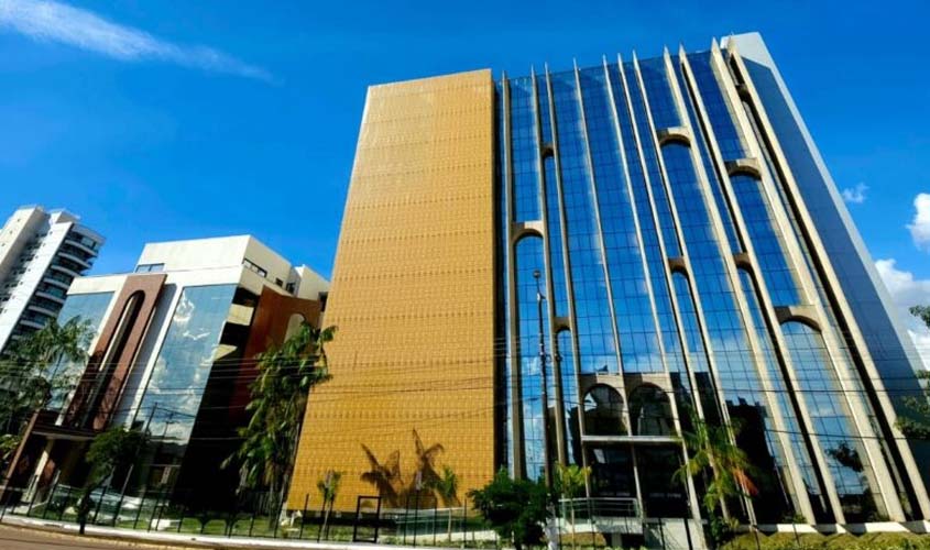 TCE-RO orienta pesquisa de preços para compras na educação