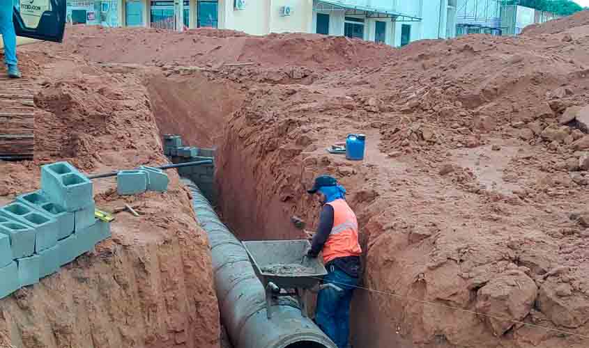 Distrito de Jacinópolis recebe obras de drenagem do governo de RO