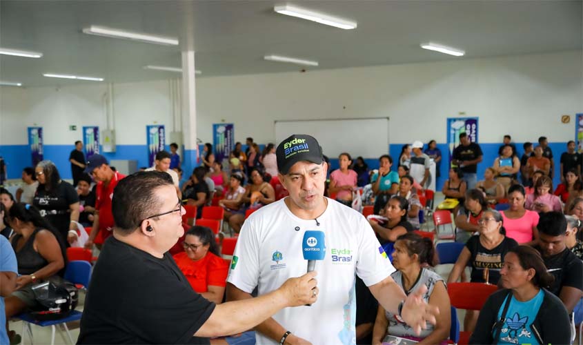 Eyder Brasil inicia voto de louvor a jornalistas de RO