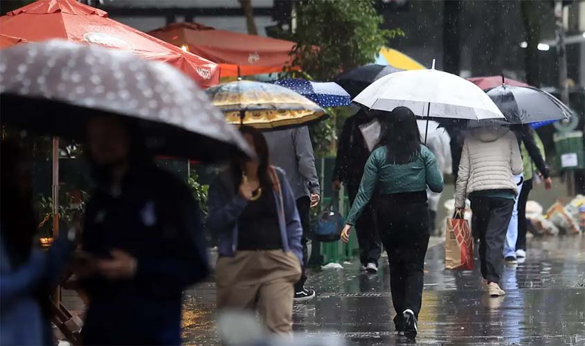 Inmet prevê chuva em boa parte do país no domingo de eleição