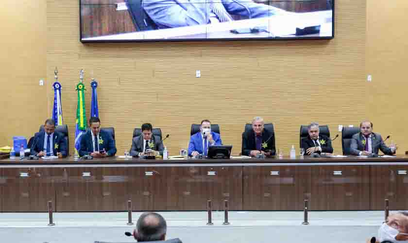 Assembleia Legislativa aprova alteração no Refaz, com emenda do presidente Alex Redano