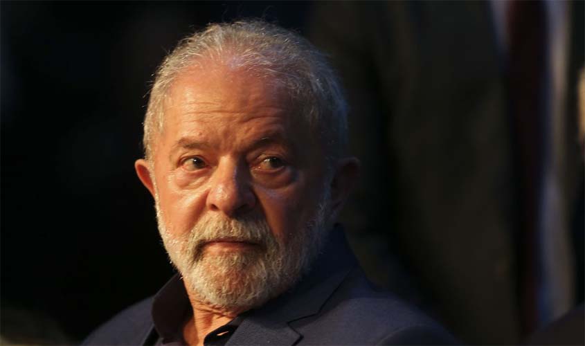 Em mensagem de Natal, Lula lembra vítimas da covid e das chuvas