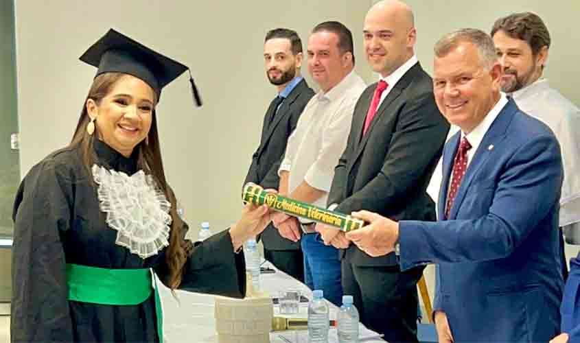 Formatura da Primeira Turma de Medicina Veterinária do IFRO em Jaru Celebra Sonho Idealizado por Lúcio Mosquini