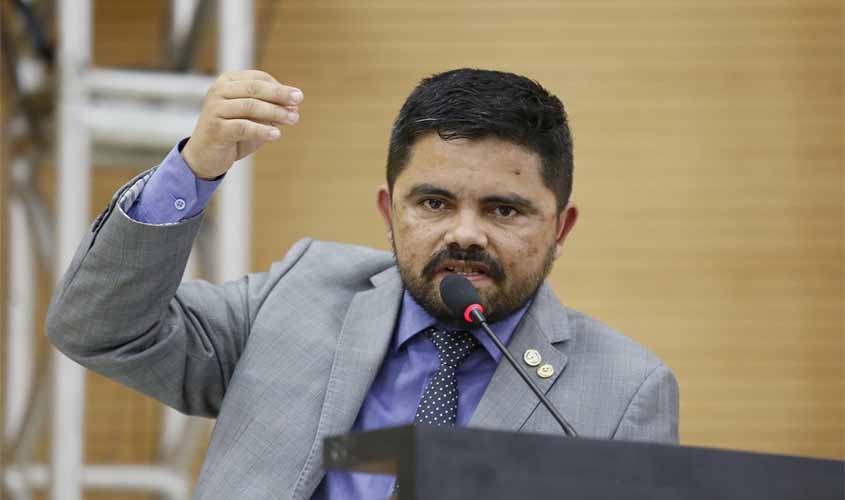 Deputado Jesuíno irá propor anulação de decreto do Executivo em sessão extraordinária na ALE