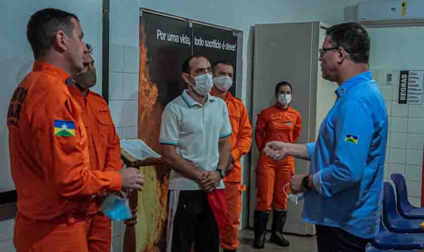 Quartel do Corpo de Bombeiros em Rolim de Moura recebe visita institucional do Governo de Rondônia