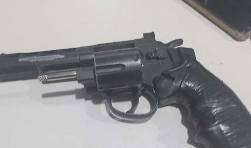 PM procura jovem suspeita de matar avô na zona rural