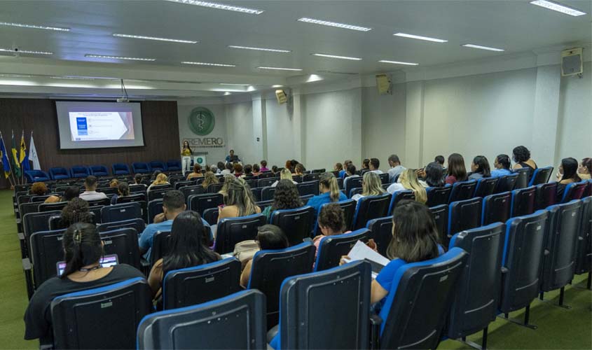 Maternidade de PVH forma residentes em ginecologia e obstetrícia