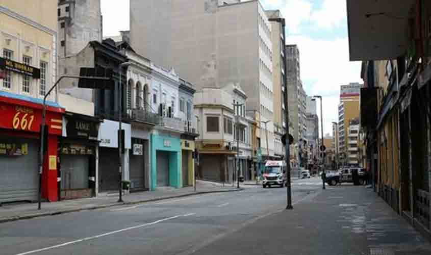 Lockdown e toque de recolher: inconstitucional ou não?