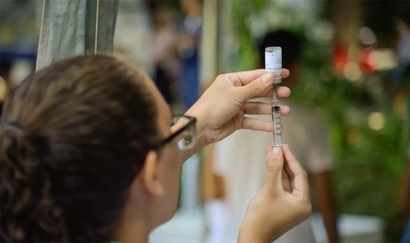 Vacinação nacional contra gripe começa no sábado