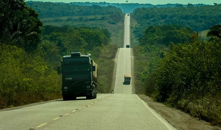 Dra. Taíssa cobra ação urgente do DNIT na BR-364