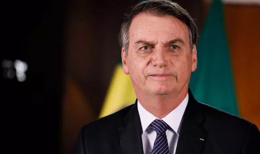“Brasil não pode ser país do mundo gay, temos famílias”, diz Bolsonaro