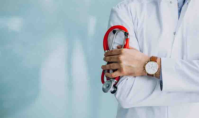 MPRO pede Inconstitucionalidade da lei que permite médicos formados no exterior atuarem sem o revalida em RO