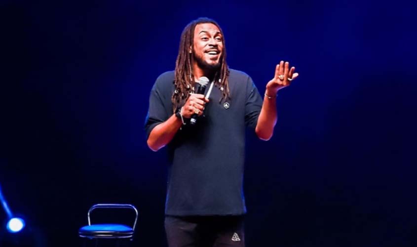 Jhordan Matheus apresenta show solo de stand-up comedy em Porto Velho no dia 9 de junho