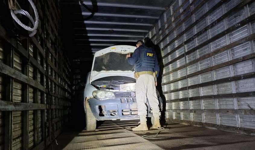 Em Rondônia, PRF recupera dois veículos com registros de roubo/furto