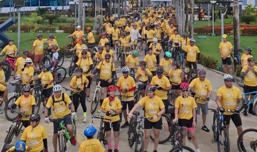 Ciclotour reúne participantes em ação pela vida