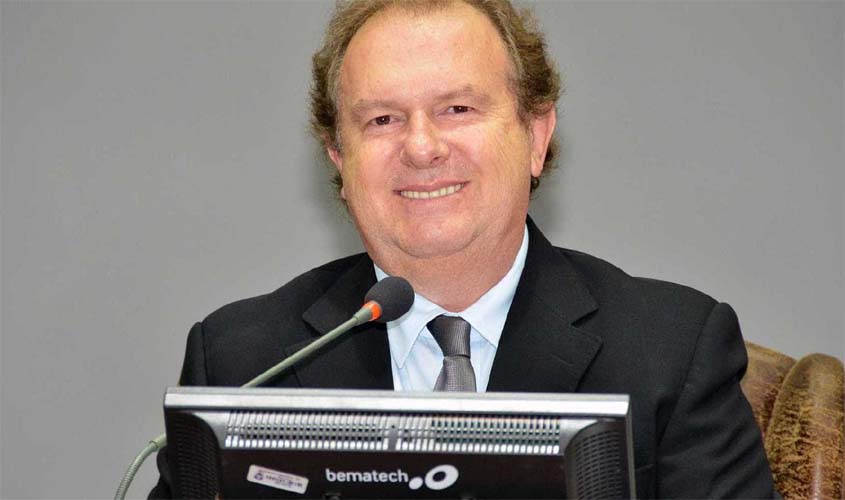 Mauro Carlesse vence eleição suplementar para o governo do Tocantins