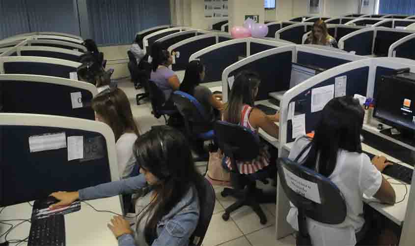 Empresa de telefonia terá de responder por irregularidades no ambiente de trabalho de empresa de call center