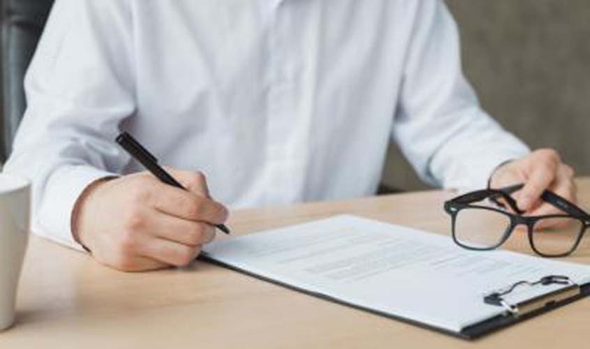 Advocacia-Geral demonstra constitucionalidade de mudança de regime de servidores