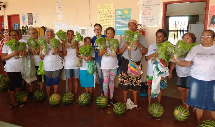 Prefeitura adquire alimentos para famílias carentes e entidades sociais