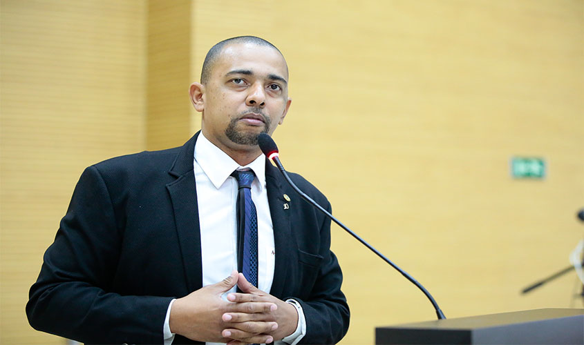 Deputado Jhony Paixão afirma que novamente o prefeito de Ji-Paraná não recepcionou o governador