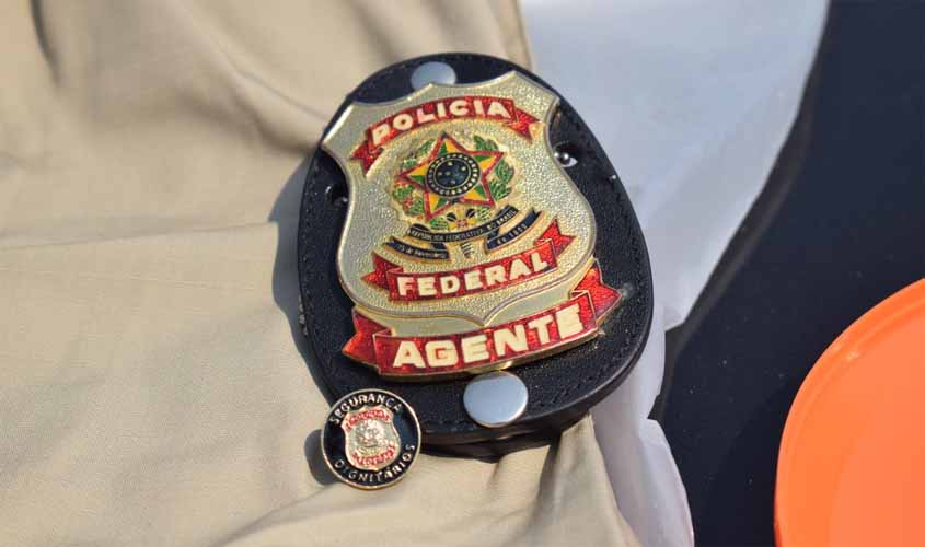Policiais que farão a segurança dos candidatos à presidência nas eleições deste ano e de dignitários recebem novos uniformes e equipamentos
