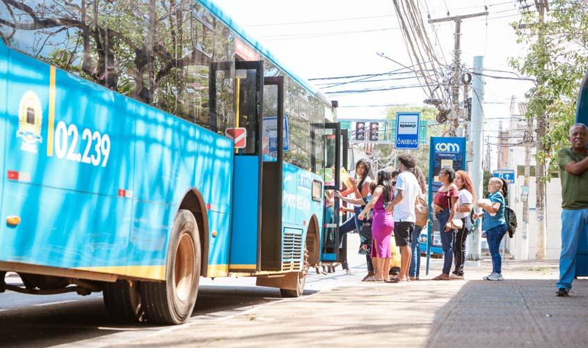 Prefeitura apoia evento na Vila Teotônio com transporte gratuito