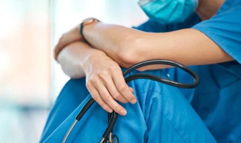 Saúde mental: 45% dos médicos enfrentam algum transtorno