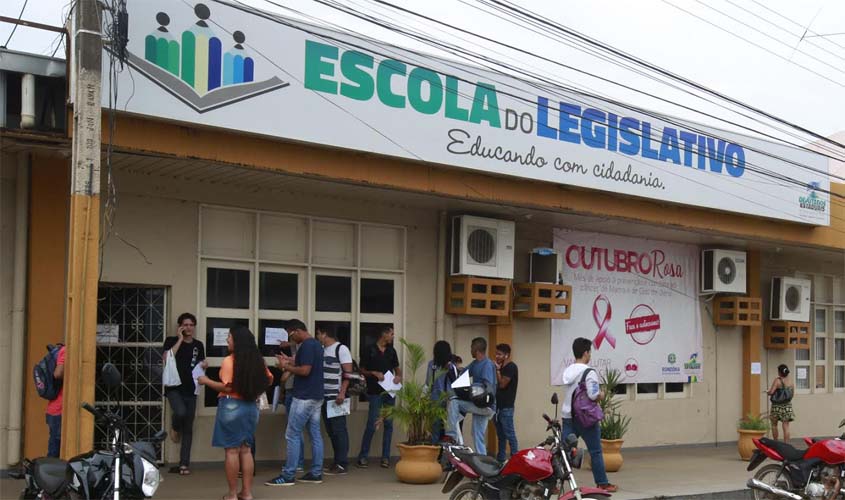 Escola do Legislativo abre inscrições para 13 cursos