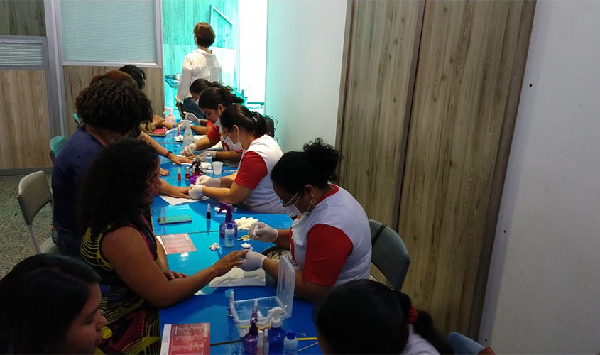 Dia de autocuidados para servidores da Educação em alusão ao Outubro Rosa e Dia do Servidor