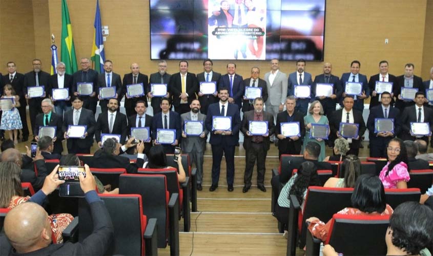 Assembleia presta homenagem aos 25 anos da Igreja Metodista Wesleyana em Rondônia