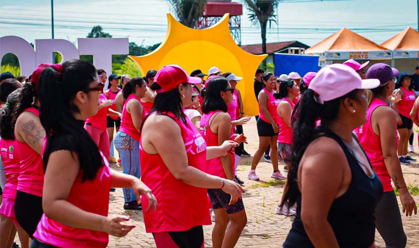 Caminhada 'Passos que Florescem' marca Outubro Rosa