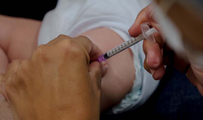 Porto Velho inicia vacinação contra covid-19 em bebês sem comorbidades nesta sexta-feira