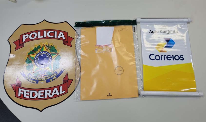 Polícia Federal prende homem recebendo dinheiro falso pelos correios