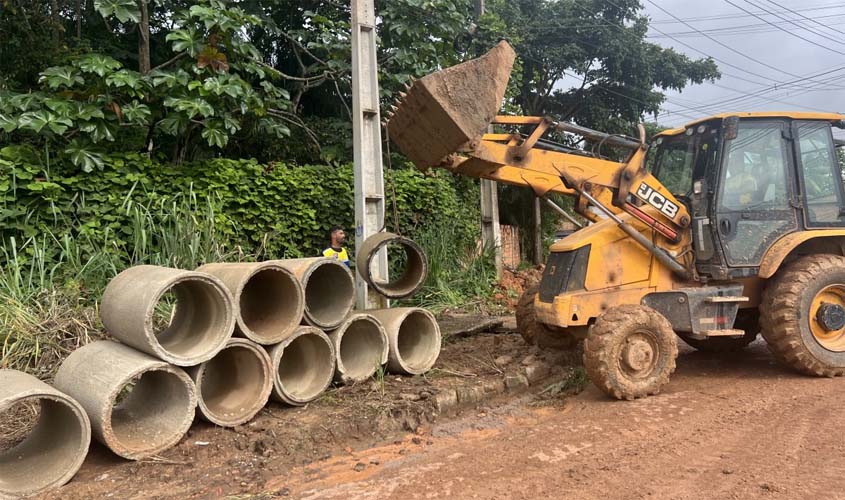 Obra de drenagem melhora escoamento no bairro Floresta