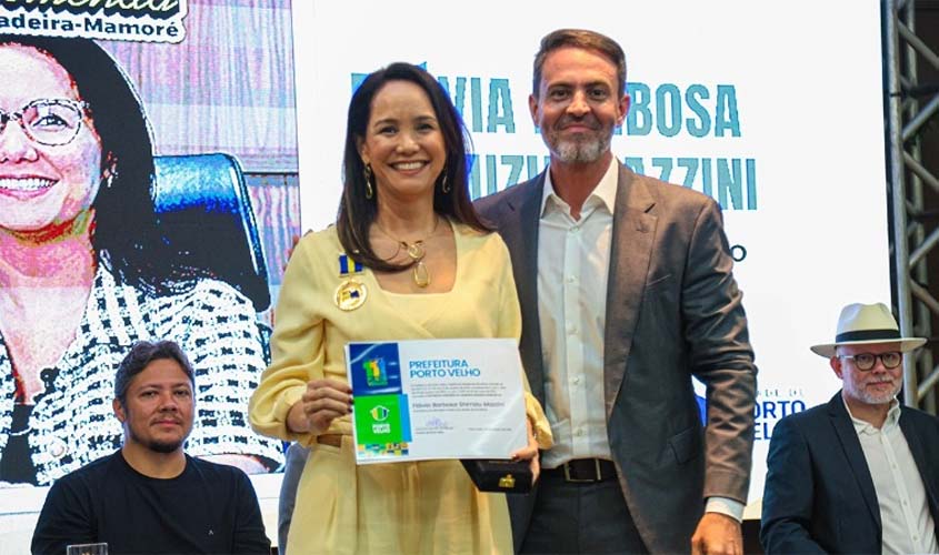 Integrante do MPRO recebe honraria da Prefeitura de Porto Velho