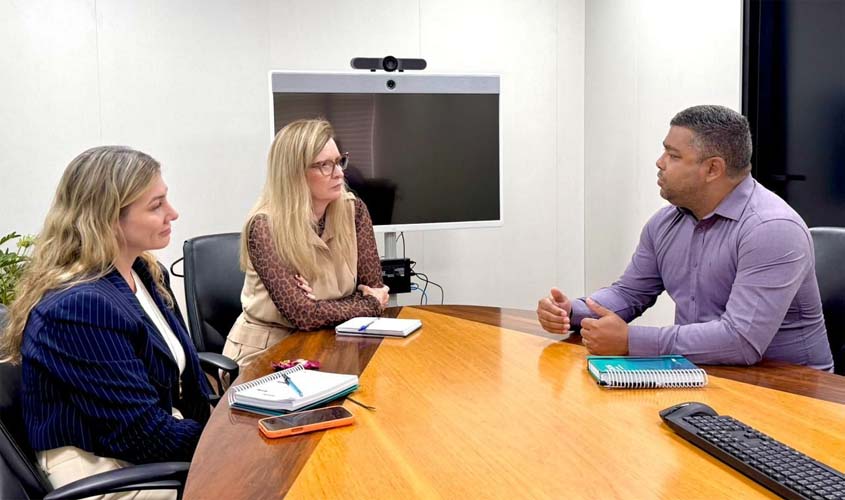 Sinjur se reúne com TJ-RO e atua na defesa de servidores em PAD